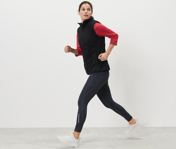 Дамски ватиран водоустойчив елек, черен