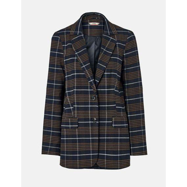 Дамски блейзър / сако в спортно-елегантна визия