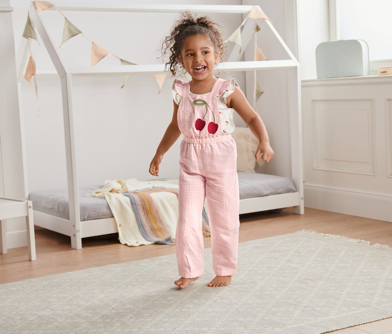 Гащеризон за момиче от органичен памук и лен