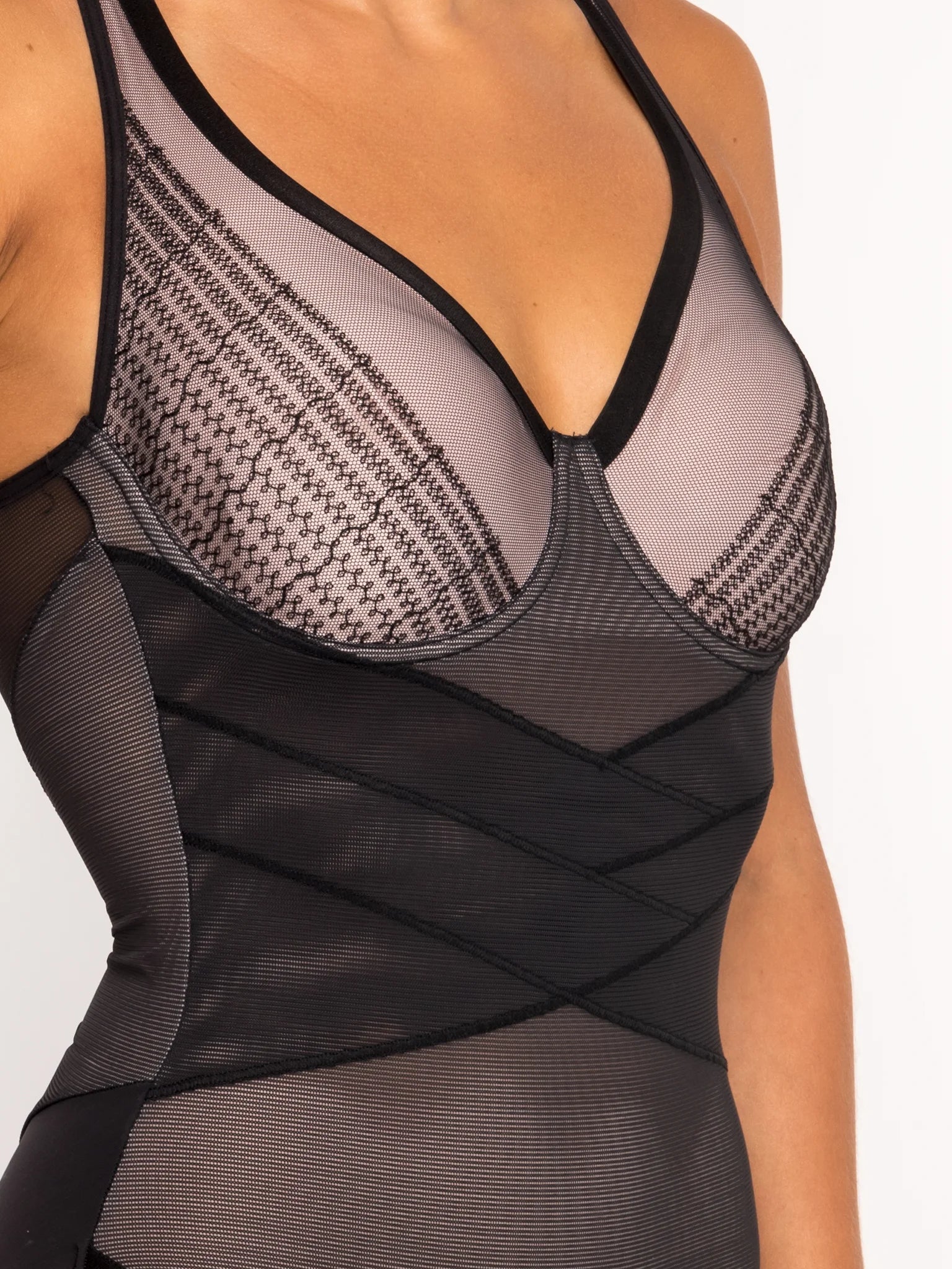 Дамско оформящо боди Triumph Contour Sensation Bsw Ex
